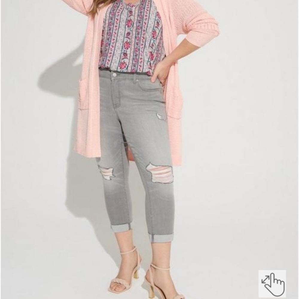 NWT Torrid Straight‎ Super Soft Boyfriend Mid-Rise Jean